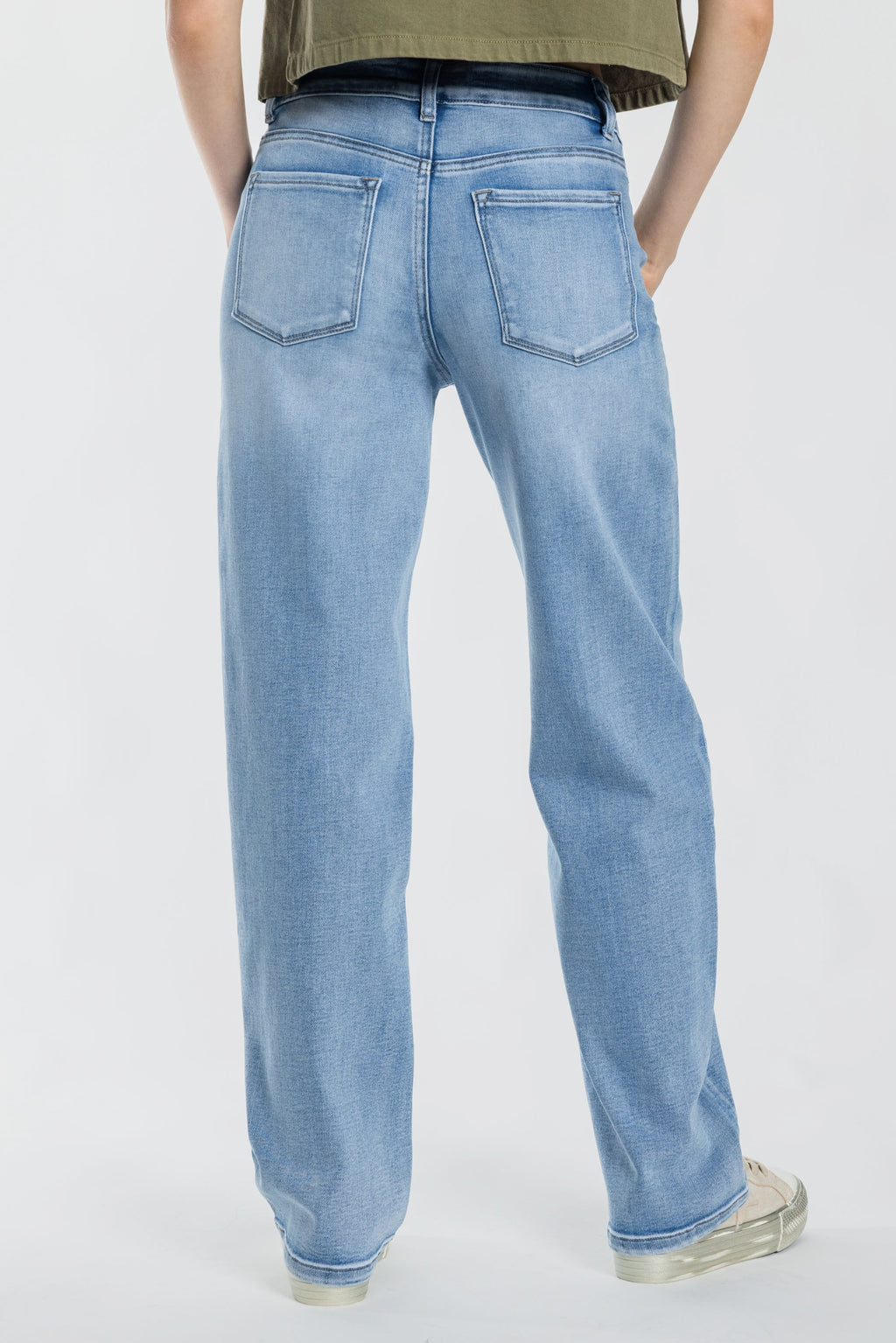 Mid Waist Loose Straight Jeans